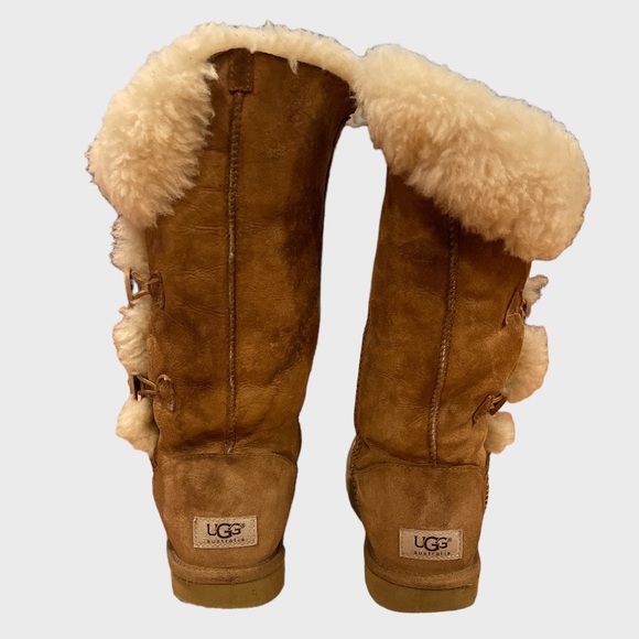 UGG Bailey Button Triple II Boot - Picture 3 of 7